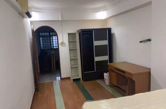 Room Rent • Geylang • 157 Jalan Teck Whye • S$475 • 4-Room (3 BR) • Common Room