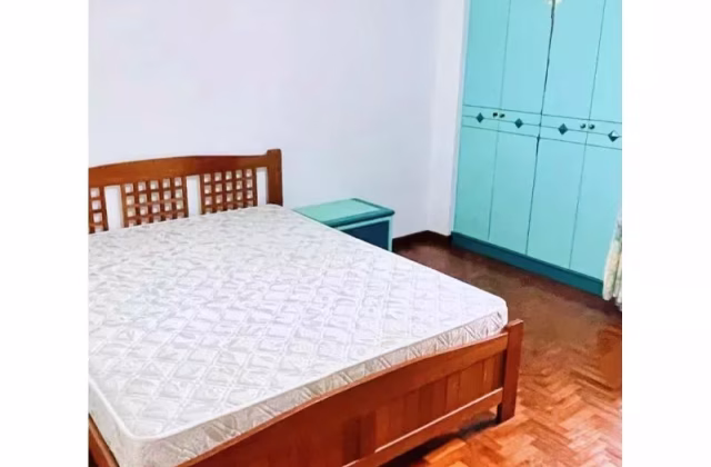 Room Rent • Ang Mo Kio • 650 Pasir Ris Drive 10 • S$1000 • 5-Room (4 BR) • Common Room