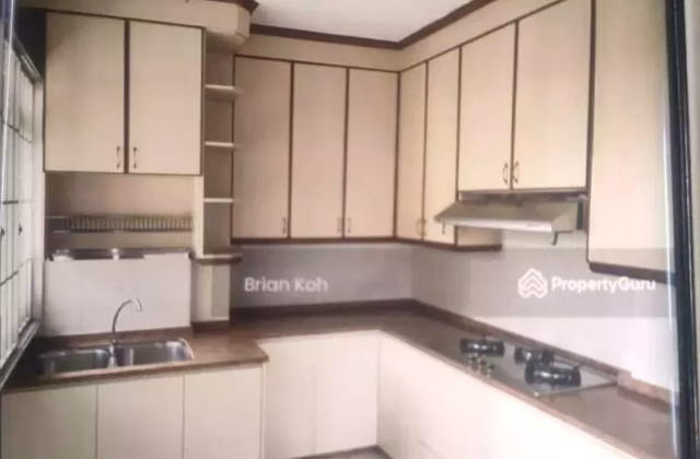 Room Rent • Western Water Catchment • 160 Simei Road • S$1300 • 4-Room (3 BR) • Master Room