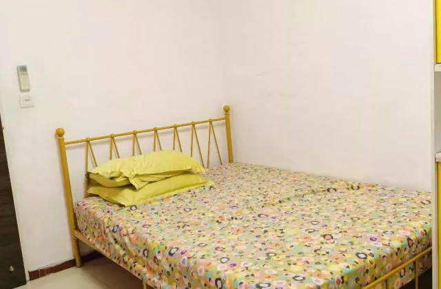 Room Rent • Rochor • 671B Yishun Avenue 4 • S$700 • 3-Room (2 BR) • Common Room