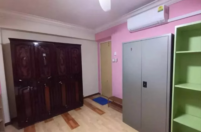 Room Rent • Lim Chu Kang • 260 Boon Lay Drive • S$800 • 5-Room (4 BR) • Common Room