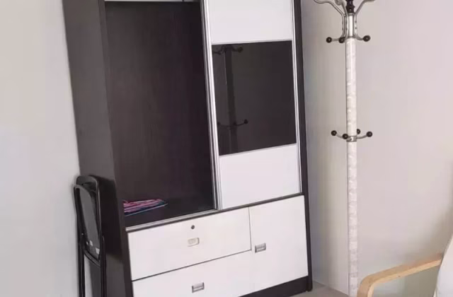 Room Rent • Western Water Catchment • 156 Simei Road • S$1100 • 3-Room (2 BR) • Common Room