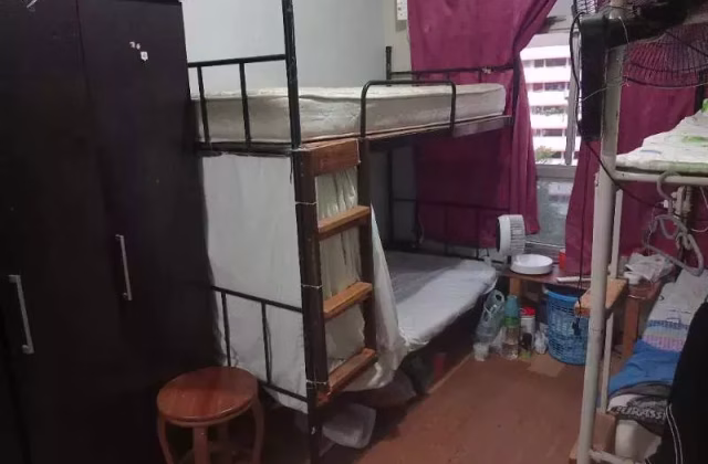 Room Rent • Geylang • 476B Choa Chu Kang Avenue 5 • S$400 • 3-Room (2 BR) • Master Room