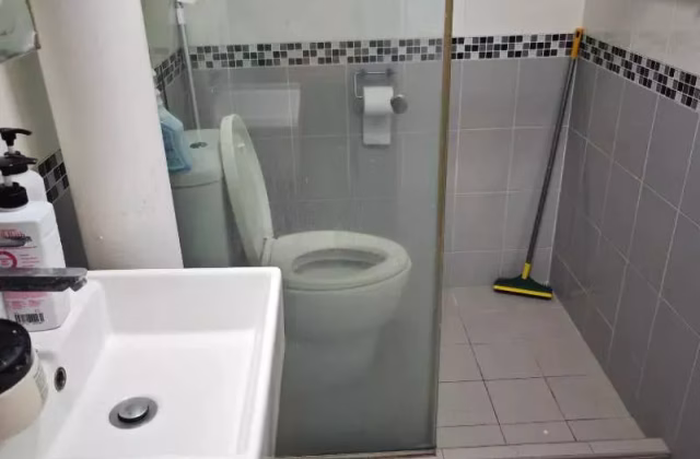 Room Rent • Paya Lebar • 41 Teban Gardens Road • S$520 • 4-Room (3 BR) • Room Sharing