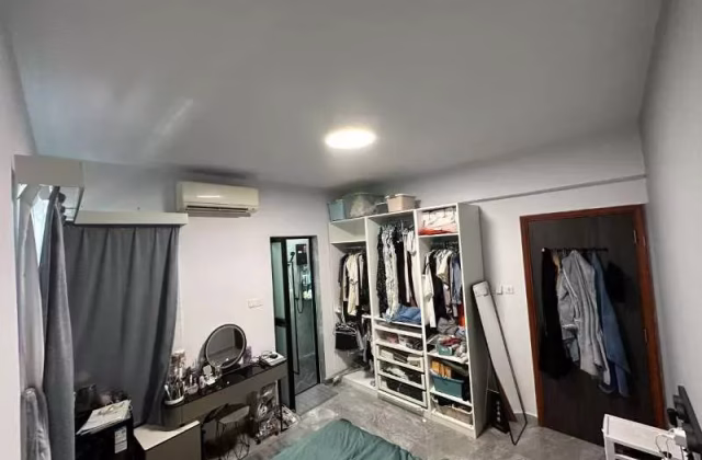 Room Rent • Outram •  Canberlin Lodge • S$1600 • Apartment • Master Room