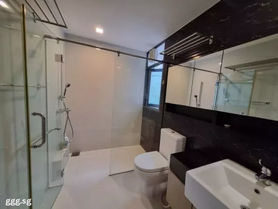 House Sale • Bishan •  Esparina Residences • S$1690000 • Condo • 1001ft² / 92m² Photo