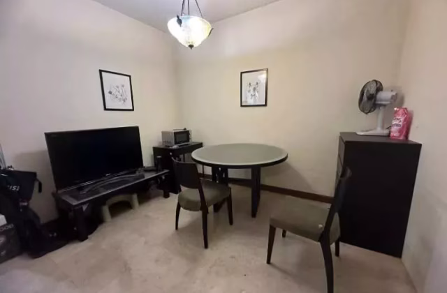 Room Rent • Southern Islands •  Burlington Square • S$1800 • Apartment • Common Room