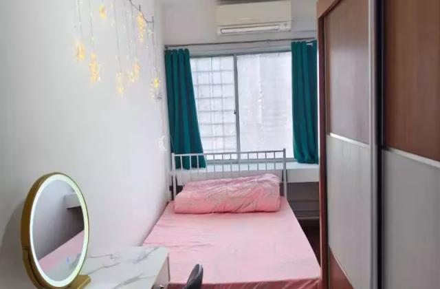 Room Rent • Changi Bay •  People's Park Complex • S$1000 • Apartment • Common Room