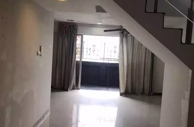 House Rent • Lim Chu Kang • 409 Jurong West Street 42 • S$4500 • 5-Room (4 BR) • 1600ft² / 148m²