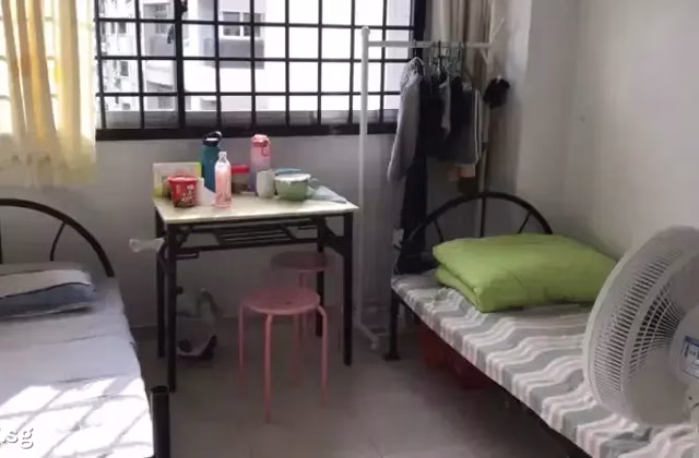 Room Rent • Sembawang • 363 Woodlands Avenue 5 • S$450 • 4-Room (3 BR) • Room Sharing