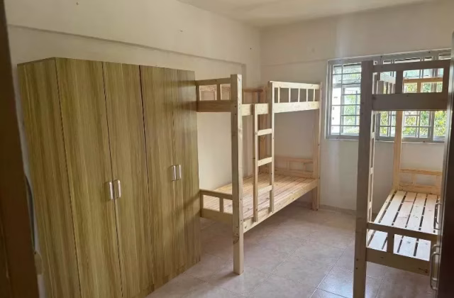 Room Rent • Orchard • 113 Ang Mo Kio Avenue 4 • S$350 • 3-Room (2 BR) • Room Sharing