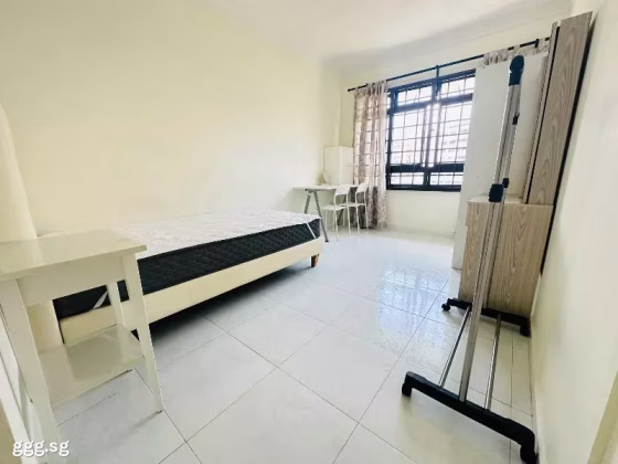 Room Rent • Sembawang • 764 Woodlands Circle • S$750 • 4-Room (3 BR) • Common Room Photo