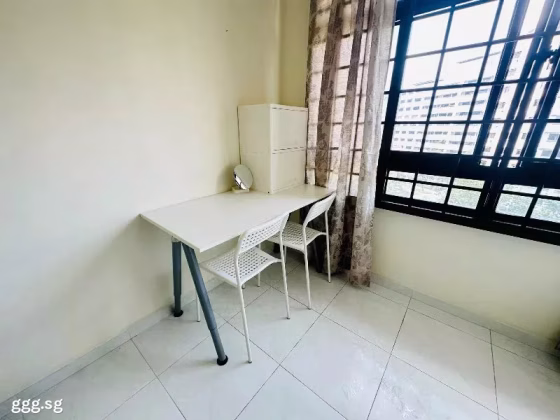 Room Rent • Sembawang • 764 Woodlands Circle • S$750 • 4-Room (3 BR) • Common Room Photo