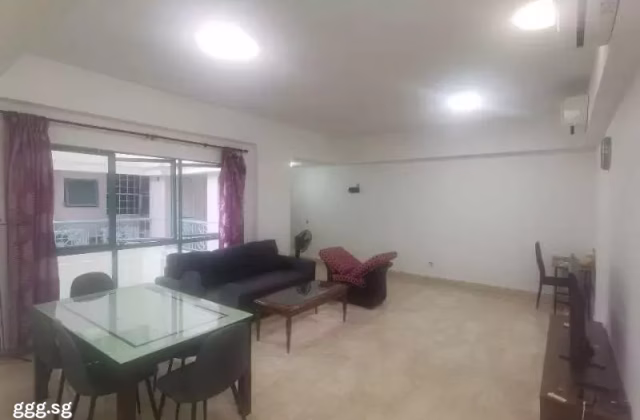 House Rent • Bukit Batok •  Chantilly Rise • S$3300 • Condo • 947ft² / 87m²