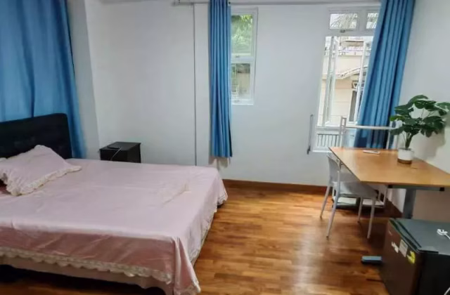 Room Rent • Bukit Timah •  Laguna Park • S$1300 • Apartment • Common Room