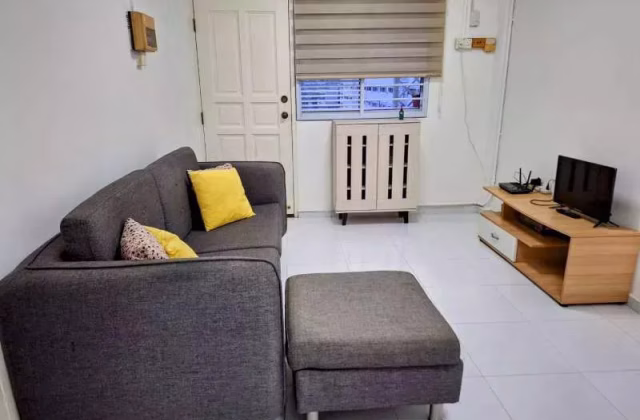 House Rent • Choa Chu Kang • 171 Stirling Road • S$3300 • 3-Room (2 BR) • 764ft² / 70m²