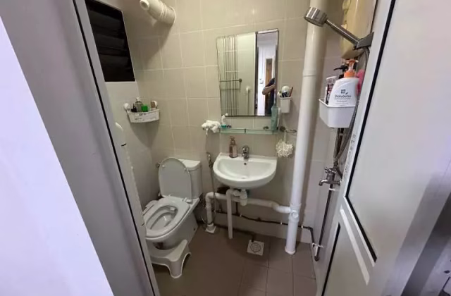 Room Rent • Lim Chu Kang • 524 Jurong West Street 52 • S$1550 • 2-Room (1 BR) • Master Room