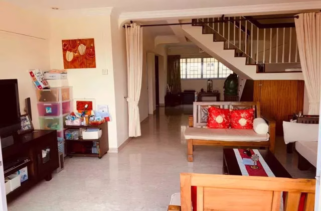 Room Rent • Paya Lebar • 322A Jurong East Street 31 • S$1000 • Executive HDB • Common Room