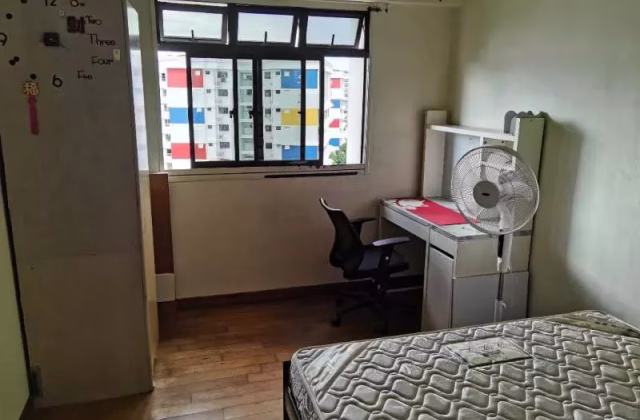 Room Rent • Sembawang • 526 Woodlands Drive 14 • S$760 • 5-Room (4 BR) • Common Room
