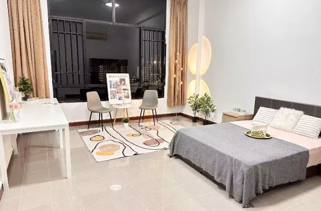 Room Rent • Marine Parade •  Avon Park • S$1700 • Condo • Master Room