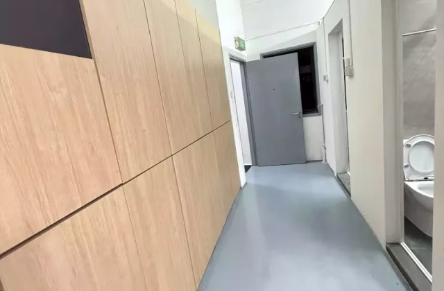 Room Rent • Outram • GEYLANG ROAD (389311) • S$750 • 5-Room (4 BR) • Maid Room