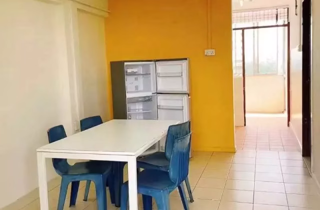 House Rent • Lim Chu Kang • JURONG WEST AVENUE 5 (649490) • S$1700 • Apartment • 430ft² / 39m²