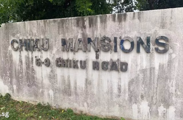 House Sale • Outram •  Chiku Mansions • S$4000 • 5-Room (4 BR) • 1000ft² / 92m²