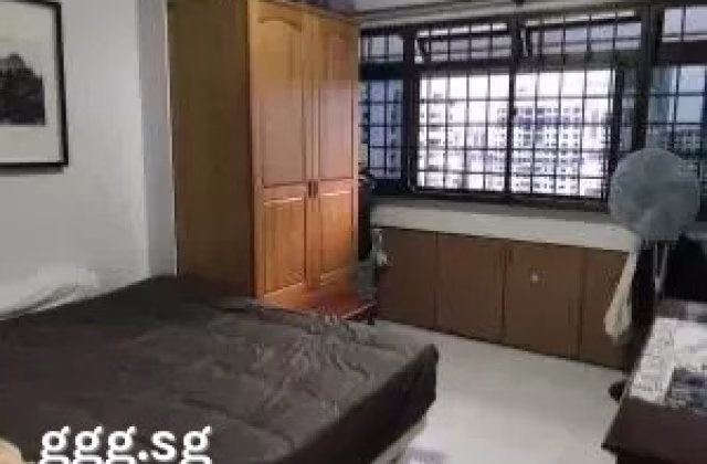 Room Rent • Paya Lebar • 278 Toh Guan Road • S$1200 • 4-Room (3 BR) • Common Room