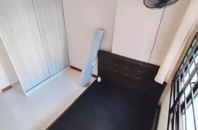 Room Rent • Geylang • 816B Keat Hong Link • S$1000 • 3-Room (2 BR) • Common Room