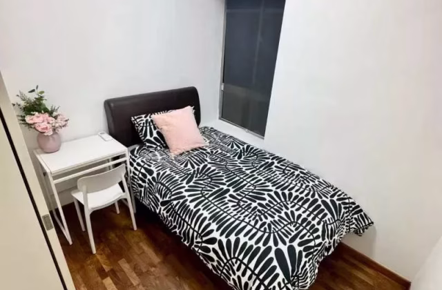 Room Rent • Outram •  Atrium Residences • S$1300 • Apartment • Common Room