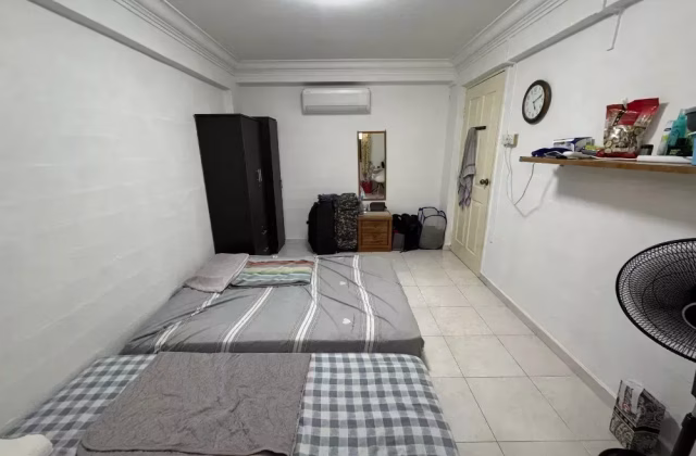 Room Rent • Clementi • 107 Jalan Bukit Merah • S$900 • 3-Room (2 BR) • Common Room