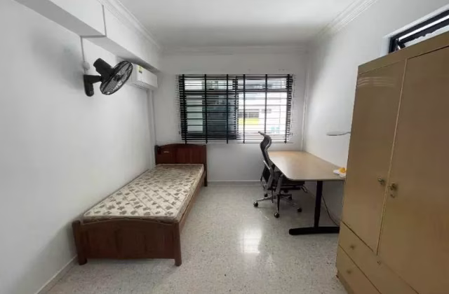 Room Rent • Sembawang • 898A Woodlands Drive 50 • S$800 • 4-Room (3 BR) • Common Room
