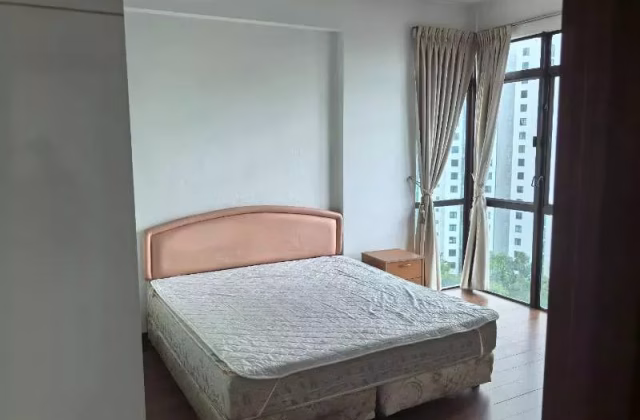 Room Rent • Paya Lebar •  Parc Oasis • S$2000 • 3-Room (2 BR) • Master Room