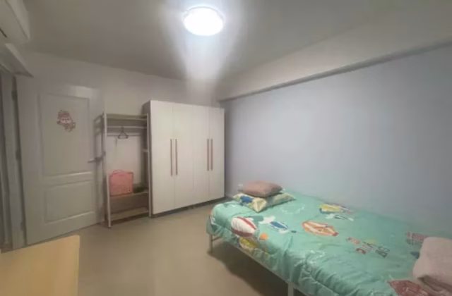 Room Rent • Choa Chu Kang • 86 Commonwealth Close • S$1300 • 3-Room (2 BR) • Common Room