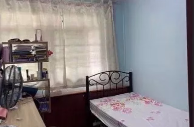 Room Rent • Sembawang • 735 Woodlands Circle • S$700 • 5-Room (4 BR) • Common Room