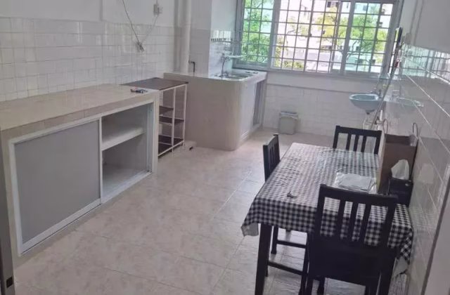 House Rent • Bukit Timah • 531 Bedok North Street 3 • S$3100 • 3-Room (2 BR) • 700ft² / 65m²