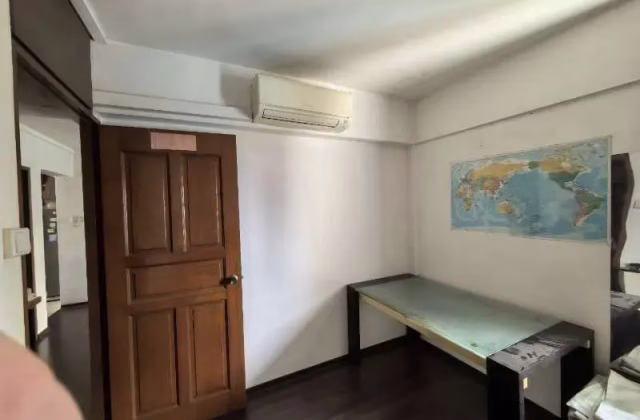 Room Rent • Sembawang • 108 Woodlands Street 13 • S$600 • 3-Room (2 BR) • Common Room