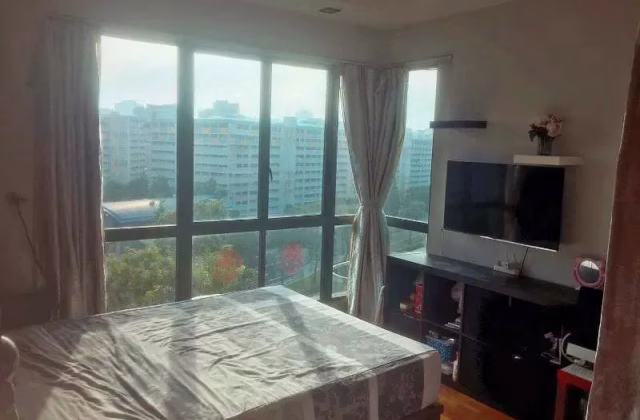 Room Rent • Geylang •  Palm Gardens • S$1500 • Apartment • Master Room