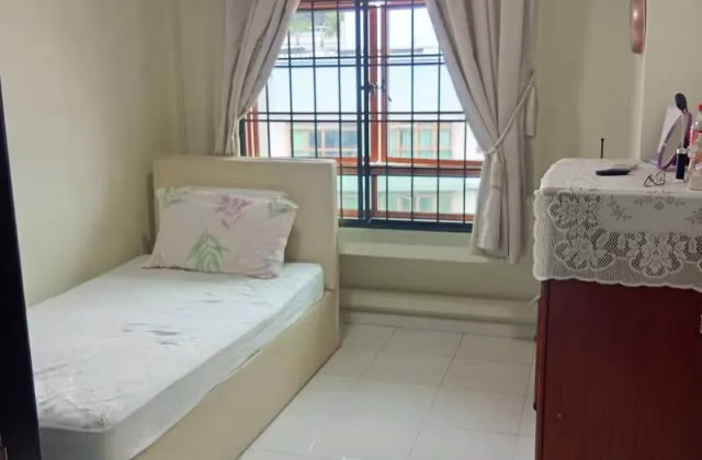 Room Rent • Bishan • 318C Anchorvale Link • S$700 • 4-Room (3 BR) • Common Room