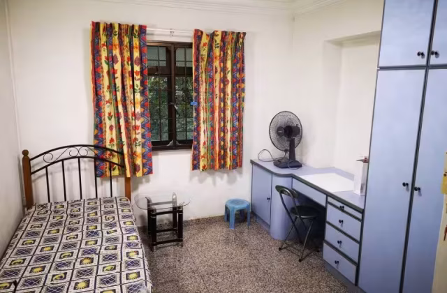 Room Rent • Bishan • 103 Rivervale Walk • S$800 • 5-Room (4 BR) • Common Room