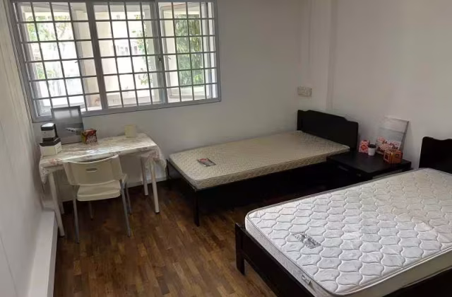 Room Rent • Singapore River • 853 Hougang Central • S$600 • 5-Room (4 BR) • Common Room