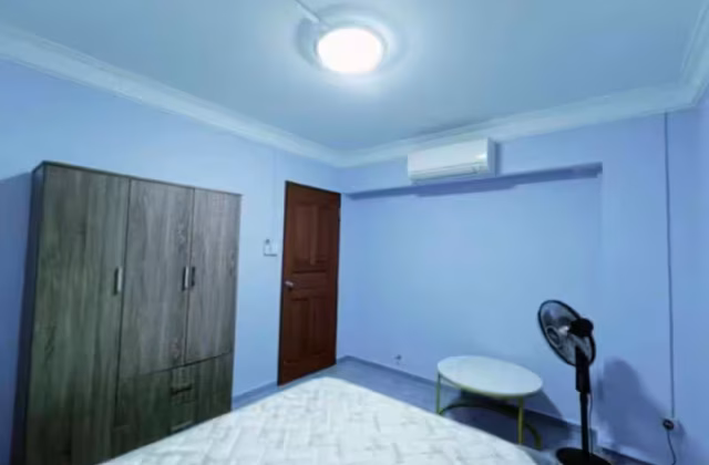Room Rent • Sembawang • 614 Woodlands Avenue 4 • S$800 • 4-Room (3 BR) • Common Room