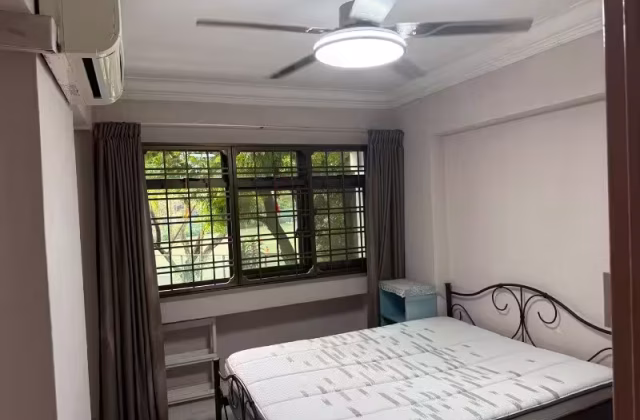 Room Rent • Geylang • 444 Choa Chu Kang Avenue 4 • S$1400 • 3-Room (2 BR) • Common Room