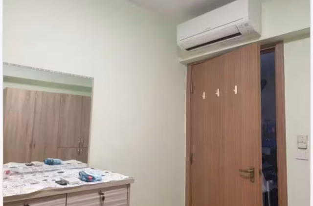 Room Rent • Bukit Batok • 438B Bukit Batok West Avenue 8 • S$900 • 4-Room (3 BR) • Common Room