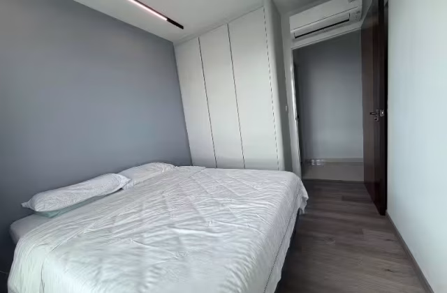 Room Rent • Bukit Batok • 194A Bukit Batok West Avenue 6 • S$1200 • 4-Room (3 BR) • Common Room