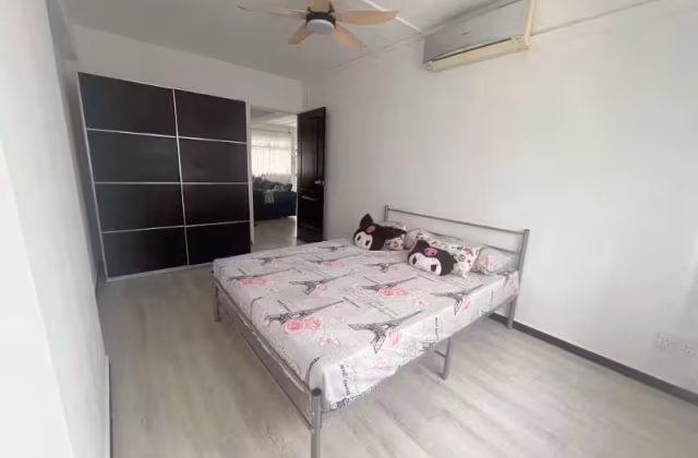 Room Rent • Geylang • 250 Choa Chu Kang Avenue 2 • S$500 • 3-Room (2 BR) • Common Room