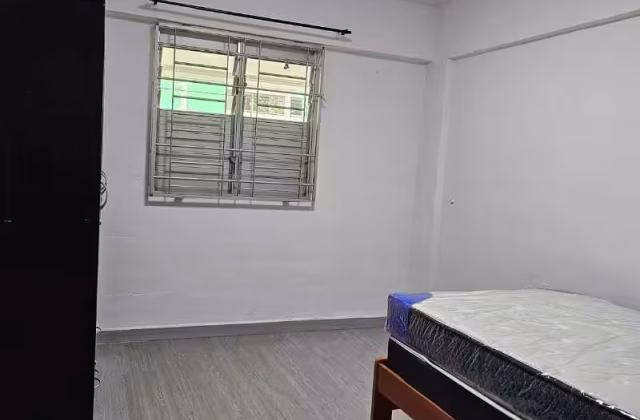 Room Rent • Orchard • 644 Ang Mo Kio Avenue 4 • S$700 • 3-Room (2 BR) • Common Room