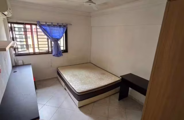 Room Rent • Orchard • 304 Ang Mo Kio Avenue 1 • S$1250 • 3-Room (2 BR) • Common Room