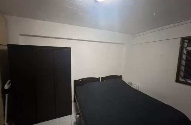 Room Rent • Rochor • 172 Yishun Avenue 7 • S$1100 • 4-Room (3 BR) • Common Room