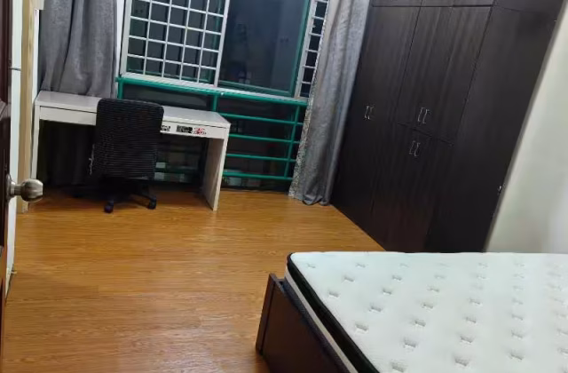 Room Rent • Outram •  Eng Apartments • S$1300 • Apartment • Common Room